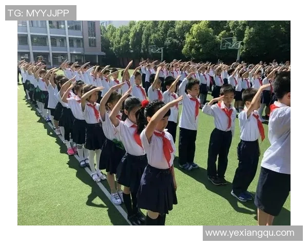 足球明星子女精彩表演瞬间展现童趣与运动天赋的完美结合