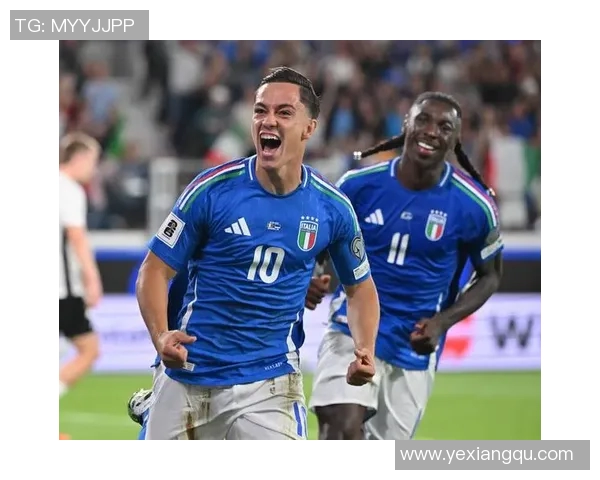 意大利足球明星入场时尚穿搭解析展现个性与风格的魅力 意大利足球明星入场时尚穿搭解析展现个性与风格的魅力