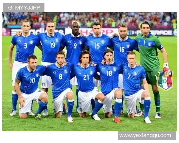 2012欧洲杯小组赛精彩回顾与各队表现分析